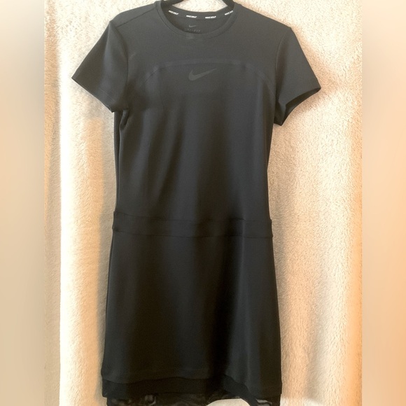 Nike Dresses & Skirts - Nike Black Athletic Dri Fit golf/pickleball dress